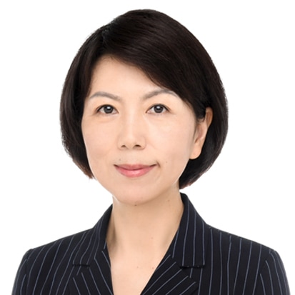 CEO-Julia-Lee